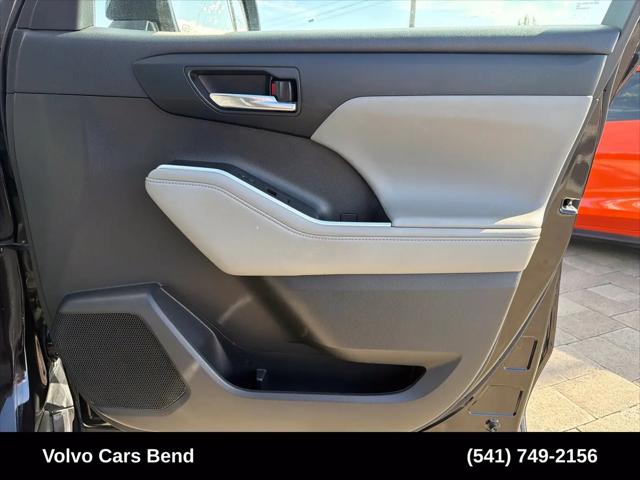2021 Toyota Highlander Hybrid XLE