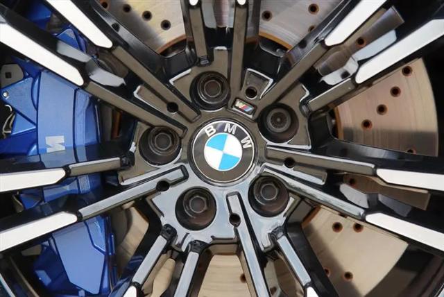 2020 BMW M5 Standard