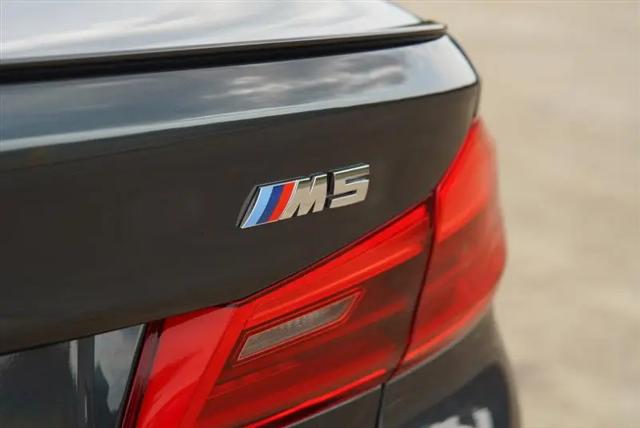 2020 BMW M5 Standard