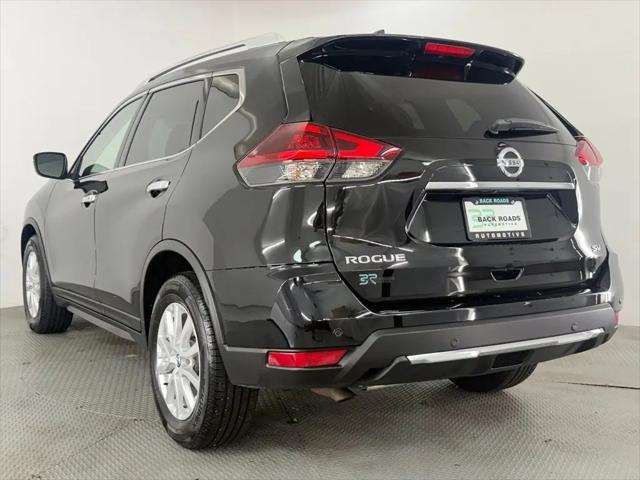 2020 Nissan Rogue SV FWD