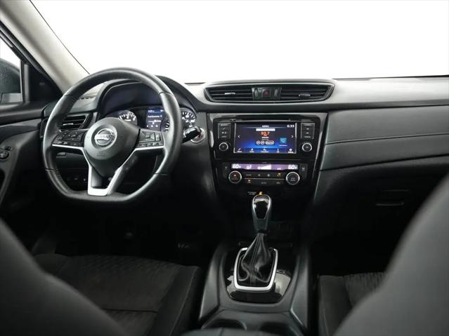 2020 Nissan Rogue SV FWD