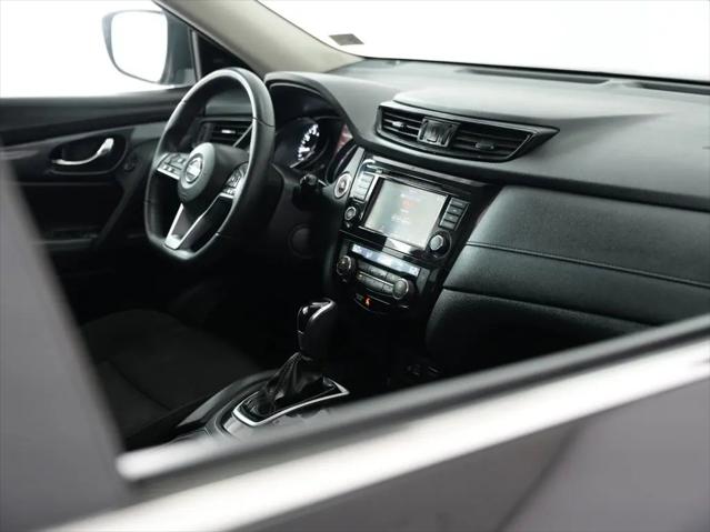 2020 Nissan Rogue SV FWD