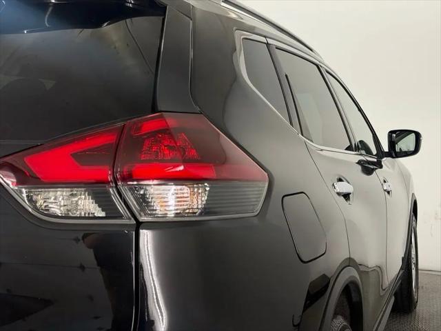 2020 Nissan Rogue SV FWD