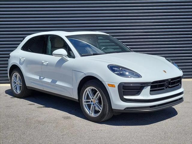 2025 Porsche Macan Macan
