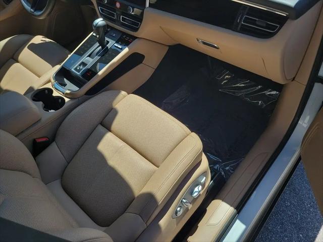 2025 Porsche Macan Macan