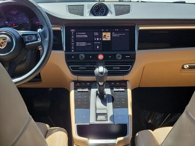 2025 Porsche Macan Macan
