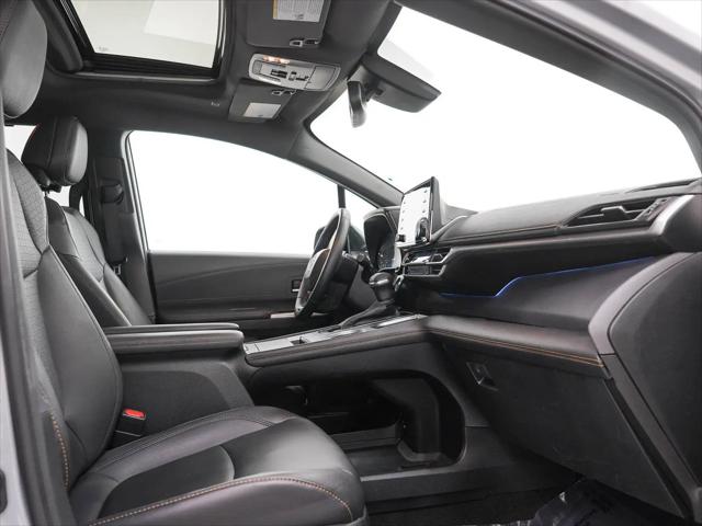 2022 Toyota Sienna XLE Woodland Edition