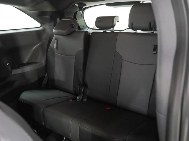 2022 Toyota Sienna XLE Woodland Edition