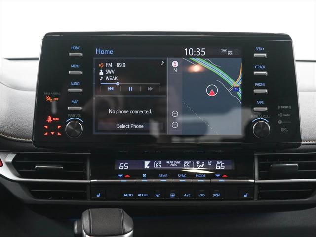 2022 Toyota Sienna XLE Woodland Edition