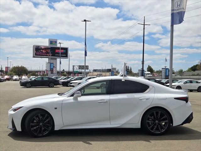 2024 Lexus IS 300 F SPORT Design