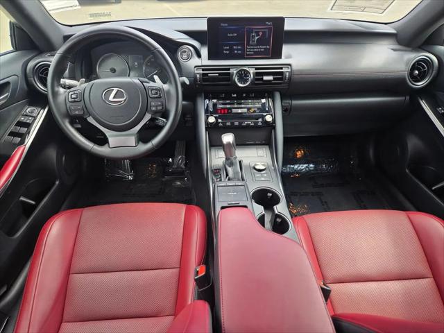 2024 Lexus IS 300 F SPORT Design