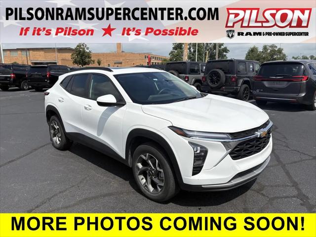 2025 Chevrolet Trax FWD LT for sale in Charleston, IL