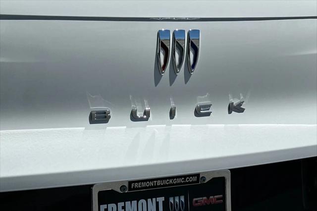 2026 Buick NV Sport Touring FWD