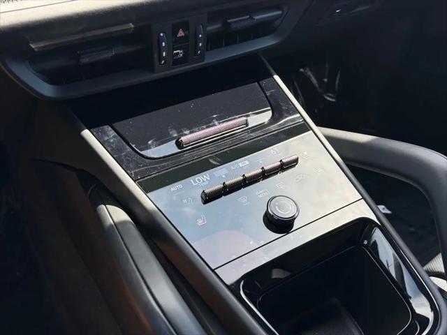 2025 Porsche Cayenne E-Hybrid Turbo