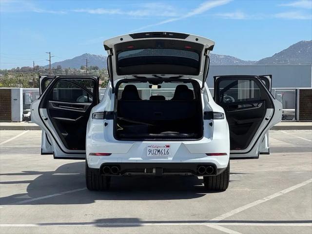 2025 Porsche Cayenne E-Hybrid Turbo