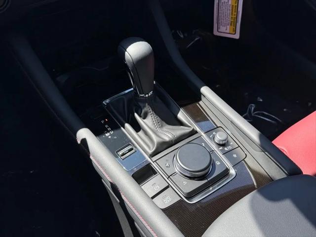 2026 Mazda Mazda3 2.5 S Carbon Edition
