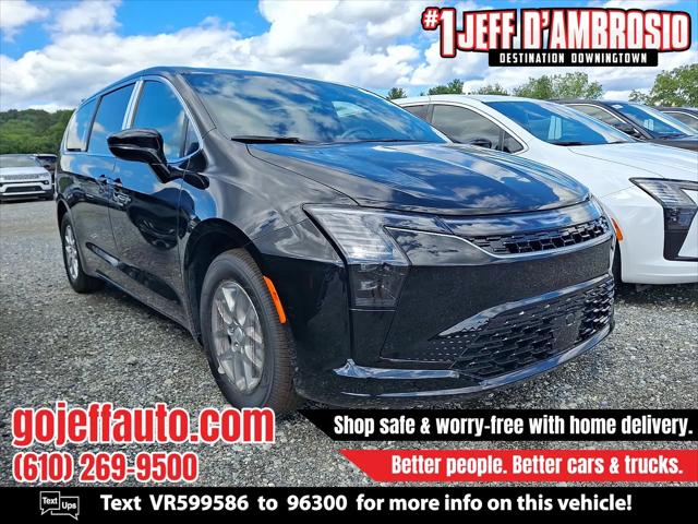 2027 Chrysler Pacifica Select for sale in Downingtown, PA