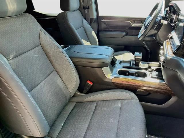 2024 GMC Sierra 1500 4WD Crew Cab Short Box Elevation with 3SB