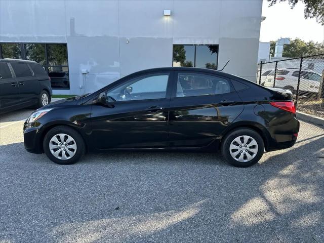 2016 Hyundai Accent SE