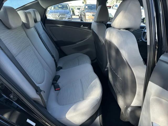 2016 Hyundai Accent SE