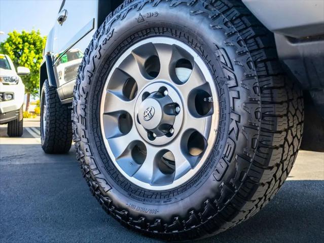 2012 Toyota FJ Cruiser Base