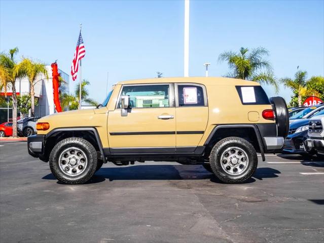 2012 Toyota FJ Cruiser Base