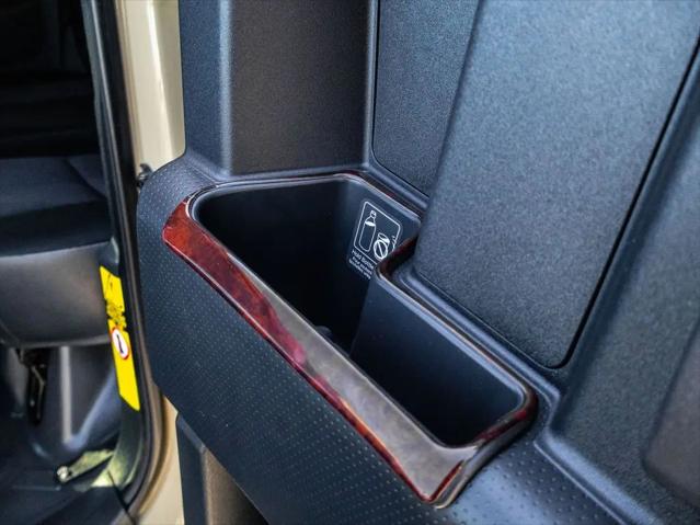 2012 Toyota FJ Cruiser Base