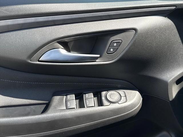 2026 Buick NV Sport Touring FWD