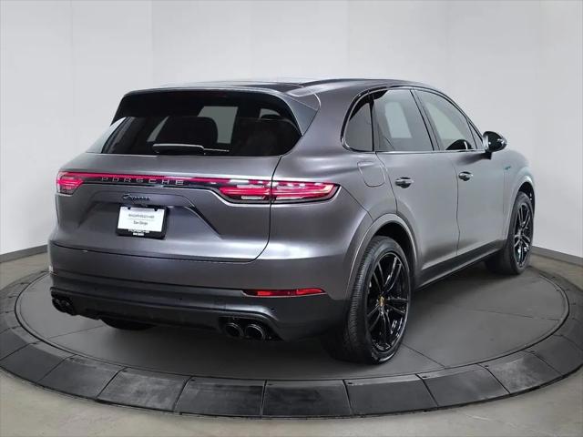 2022 Porsche Cayenne E-Hybrid Platinum Edition