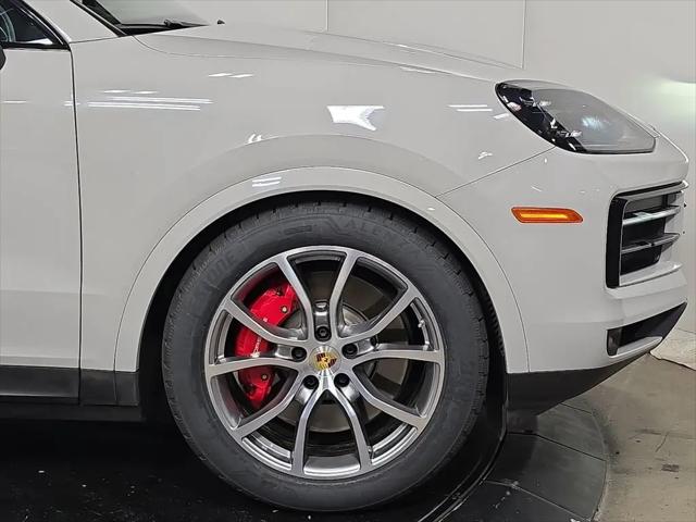 2024 Porsche Cayenne S