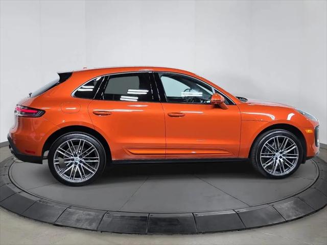 2025 Porsche Macan Macan