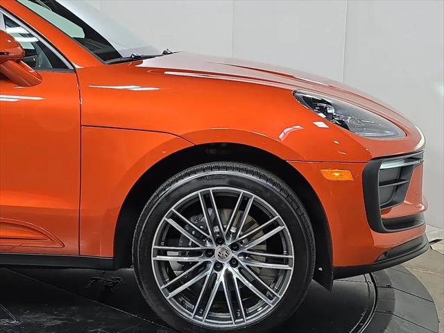 2025 Porsche Macan Macan