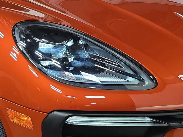 2025 Porsche Macan Macan