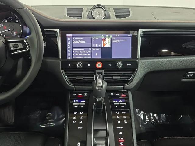 2025 Porsche Macan Macan