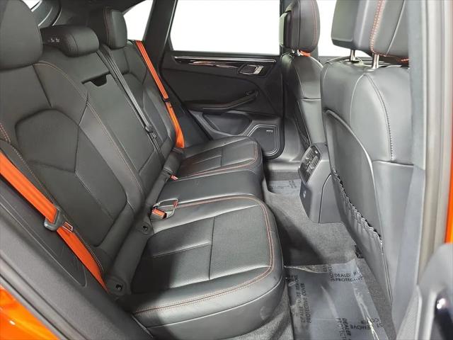 2025 Porsche Macan Macan
