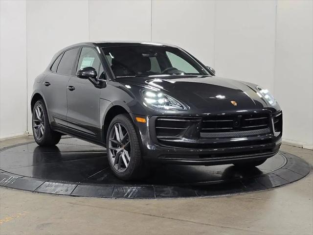 2025 Porsche Macan Macan