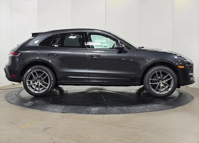 2025 Porsche Macan Macan