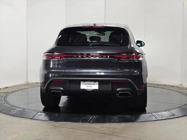 2025 Porsche Macan Macan