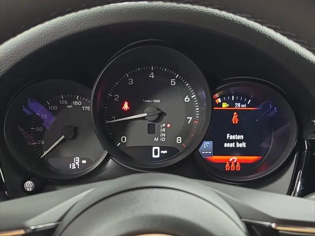 2025 Porsche Macan Macan