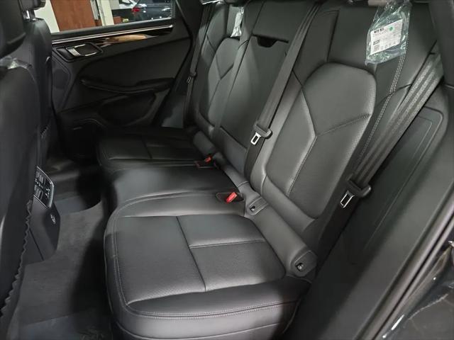 2025 Porsche Macan Macan