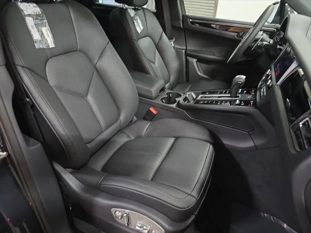 2025 Porsche Macan Macan