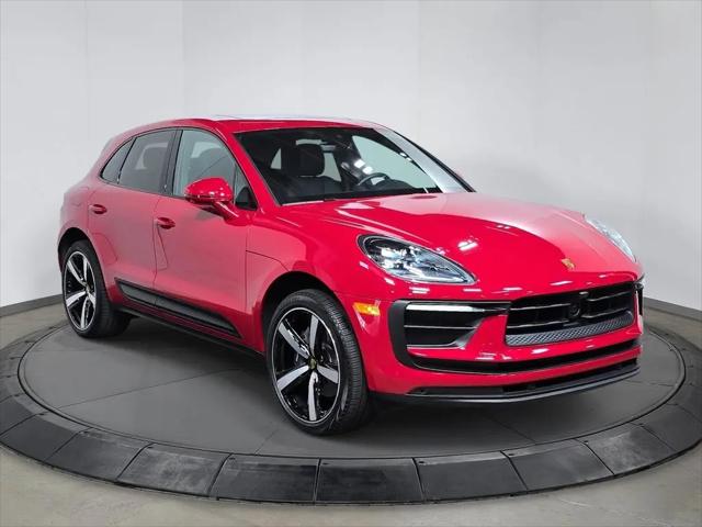 2026 Porsche Macan Macan