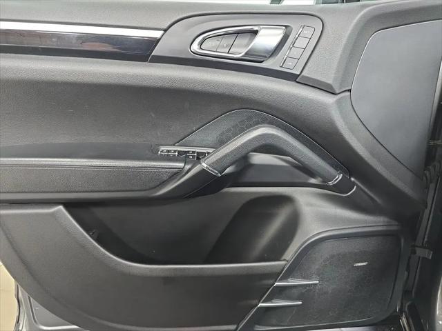 2016 Porsche Cayenne S