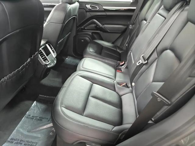 2016 Porsche Cayenne S