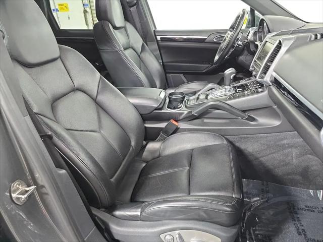 2016 Porsche Cayenne S