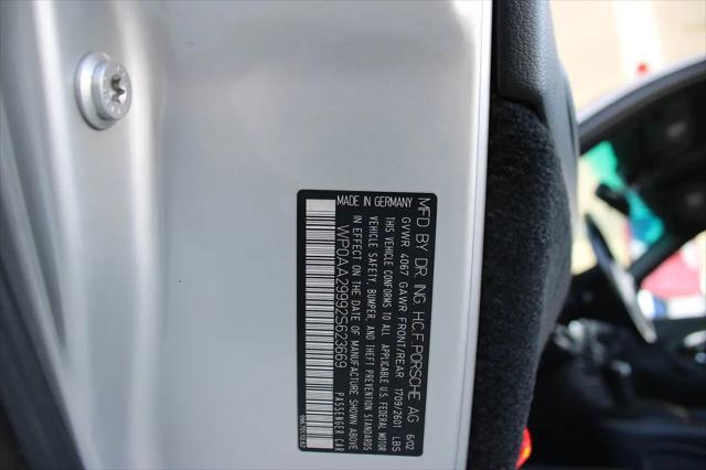 2002 Porsche 911 911 Carrera
