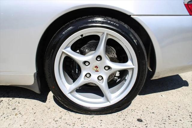 2002 Porsche 911 911 Carrera