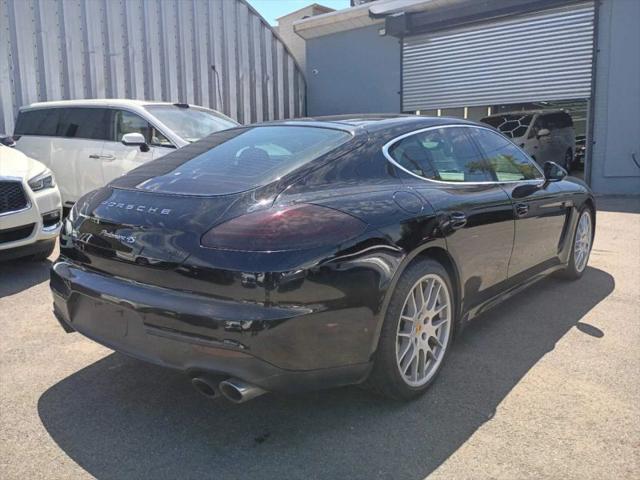 2016 Porsche Panamera 4S