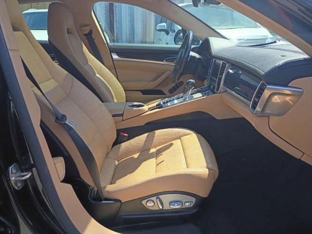 2016 Porsche Panamera 4S