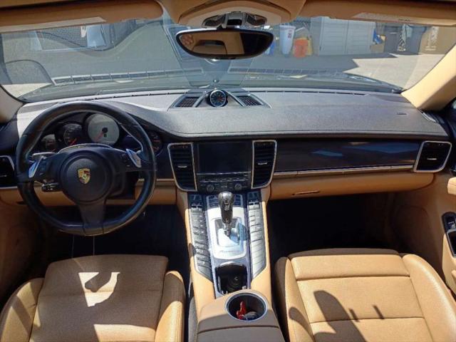 2016 Porsche Panamera 4S
